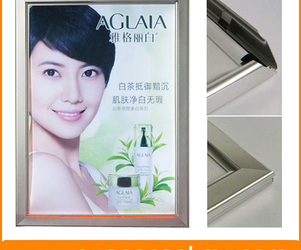 Hộp đèn siêu mỏng nắp bật.